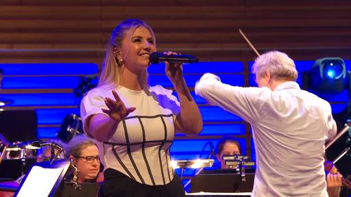 Schlager trifft Sinfonieorchester: Beatrice Egli vor dem Auftritt im KKL