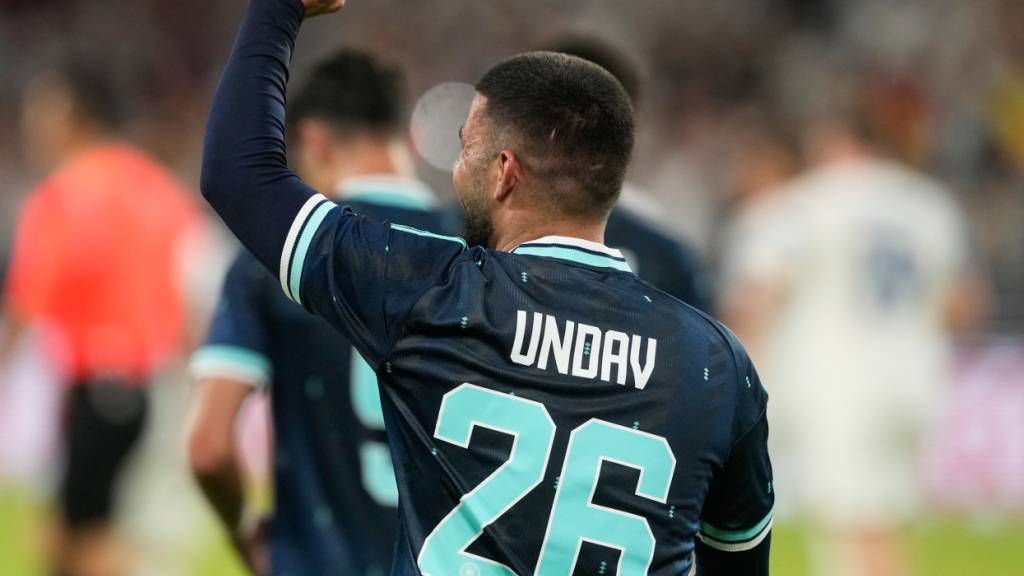 Deniz Undav feiert seinen Treffer zum 1:0