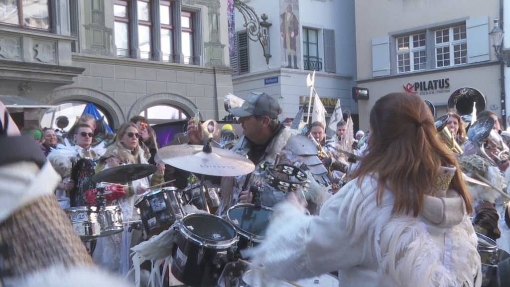 Luzerner Fasnächtler trauern um Maskenkünsler Matthias Bugari