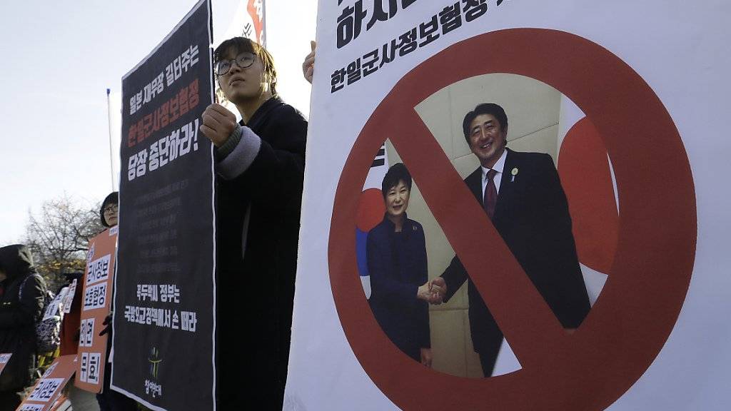 Nach den Protesten die Durchsuchungen: In Südkorea kommt Präsidentin Park immer stärker in Bedrängnis.