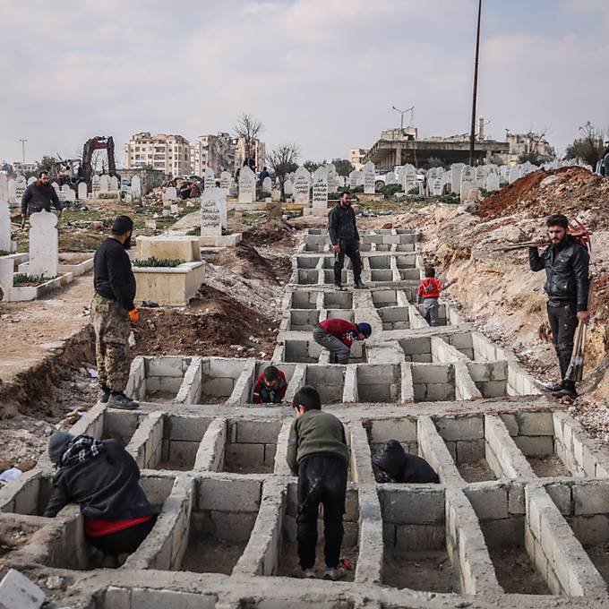 Immer noch Leichen unter Trümmern nach Erdbeben in Syrien