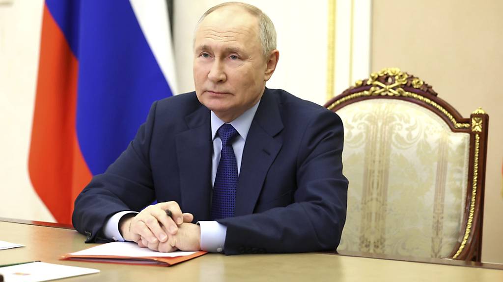 ARCHIV - Wahl in Russland: Wladimir Putin hat sich mindestens sechs weitere Jahre an der Macht gesichert. Foto: Sergei Ilyin/Kremlin Pool/Planet Pix via ZUMA Press Wire/dpa