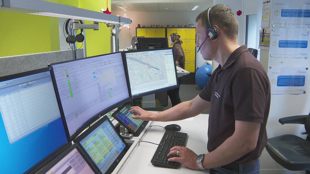 Einblick in die 144-Zentrale - «Eigentlich telefoniere ich gar nicht gerne»