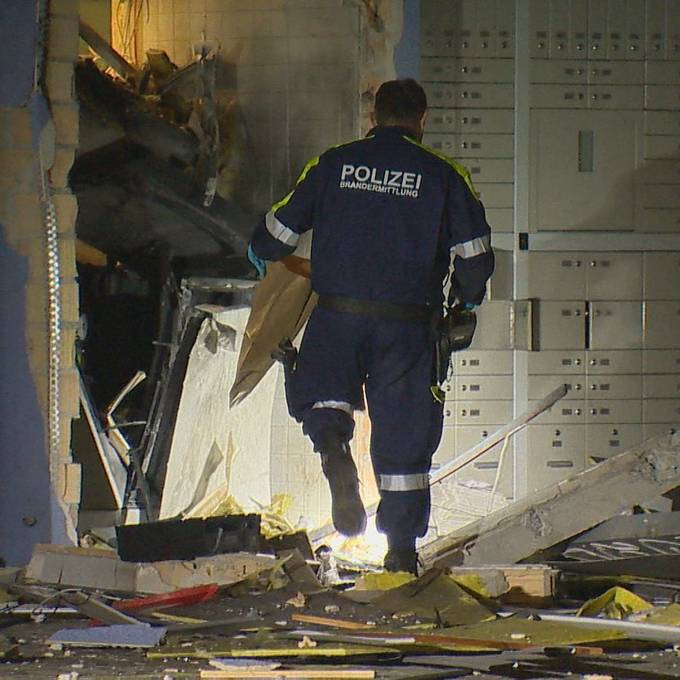 Bankomat in Dottikon gesprengt – Polizei hat Hinweise auf zwei Verdächtige