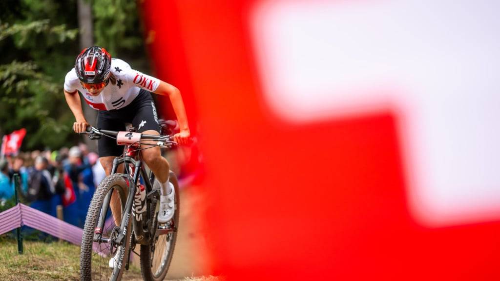 Alessandra Keller unterwegs in Crans-Montana zu WM-Bronze im olympischen Cross-Country