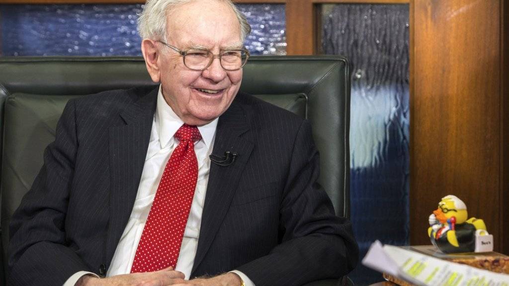 Lässt sich jährlich für einen guten Zweck kaufen: US-Starinvestor Warren Buffett. (Archiv)