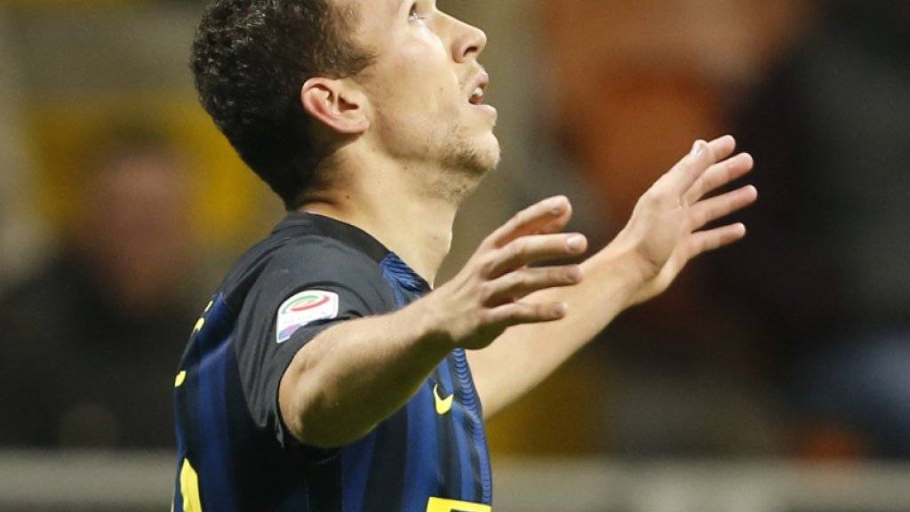 Inters Ivan Perisic glich im Derby gegen die AC Milan in der 92. Minute zum 2:2 aus