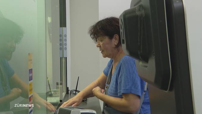 Hochbetrieb in der Ferienzeit: 20 Notpässe pro Tag am Flughafen Zürich