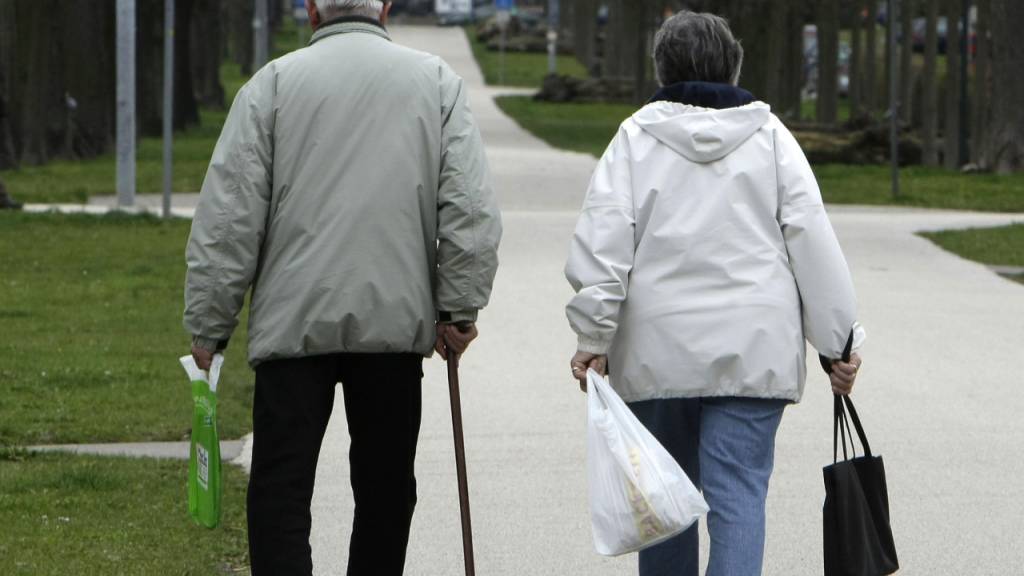 Die Leistungen der Pensionskassen von grossen Unternehmen bei einer Pensionierung sinken kontinuierlich. (Archivbild)