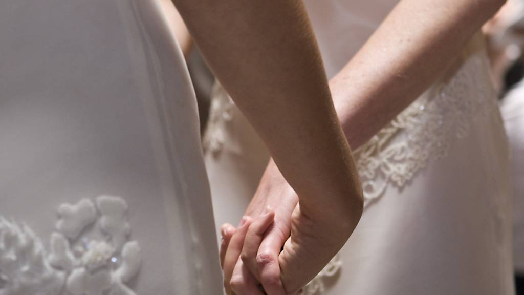 Der Bundesrat will gleichgeschlechtlichen Paaren den Zugang zur Ehe ermöglichen. (Themenbild)