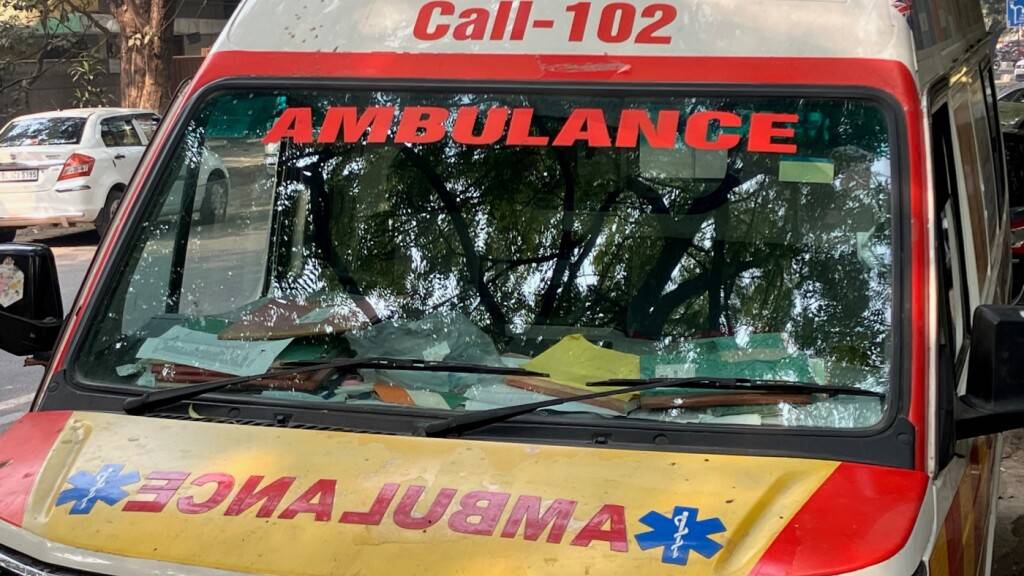 Mindestens zehn Tote bei Klinikbrand in Indien