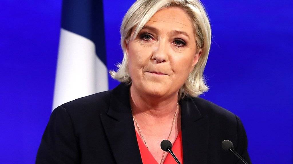 Die französische Rechtspopulistin Marine Le Pen muss laut einem Urteil des EU-Gerichts von Dienstag dem EU-Parlament knapp 300'000 Euro zurückzahlen. (Archiv)