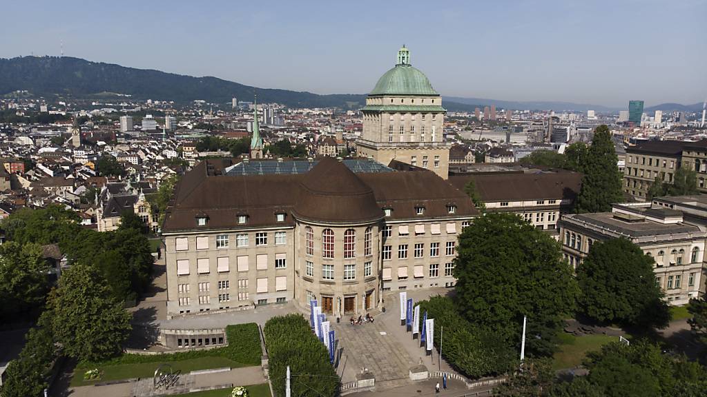 Uni Zürich verzeichnet leicht abnehmende Zahl an Studierenden