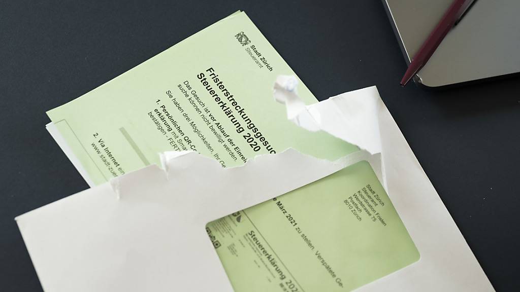 Ehepaare sollen künftig wie unverheiratete Paare besteuert werden und zwei getrennte Steuererklärungen ausfüllen. Dies ist das Ziel der Individualbesteuerung. Die Details sind aber umstritten. (Themenbild)