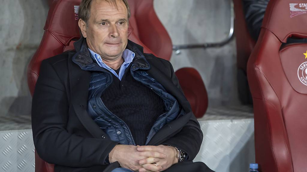 Trainer Alain Geiger bekommt es mit Servette zum Auftakt in die Qualifikation der Conference League mit Molde zu tun