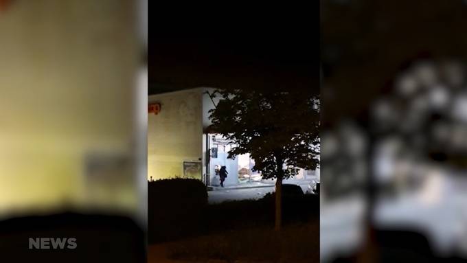 Erneut fliegt Bankomat in die Luft: In Solothurn sprengen Unbekannte einen Geldautomaten