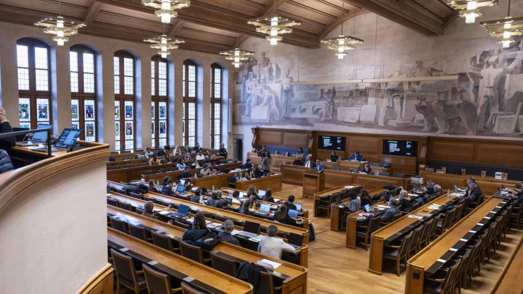 70 Minuten lang debattierte der Berner Stadtrat über die eskalierte Palästina-Demo.