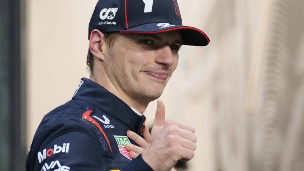 Daumen hoch von Max Verstappen, der in Dschidda wie im Vorjahr die Pole-Position holte