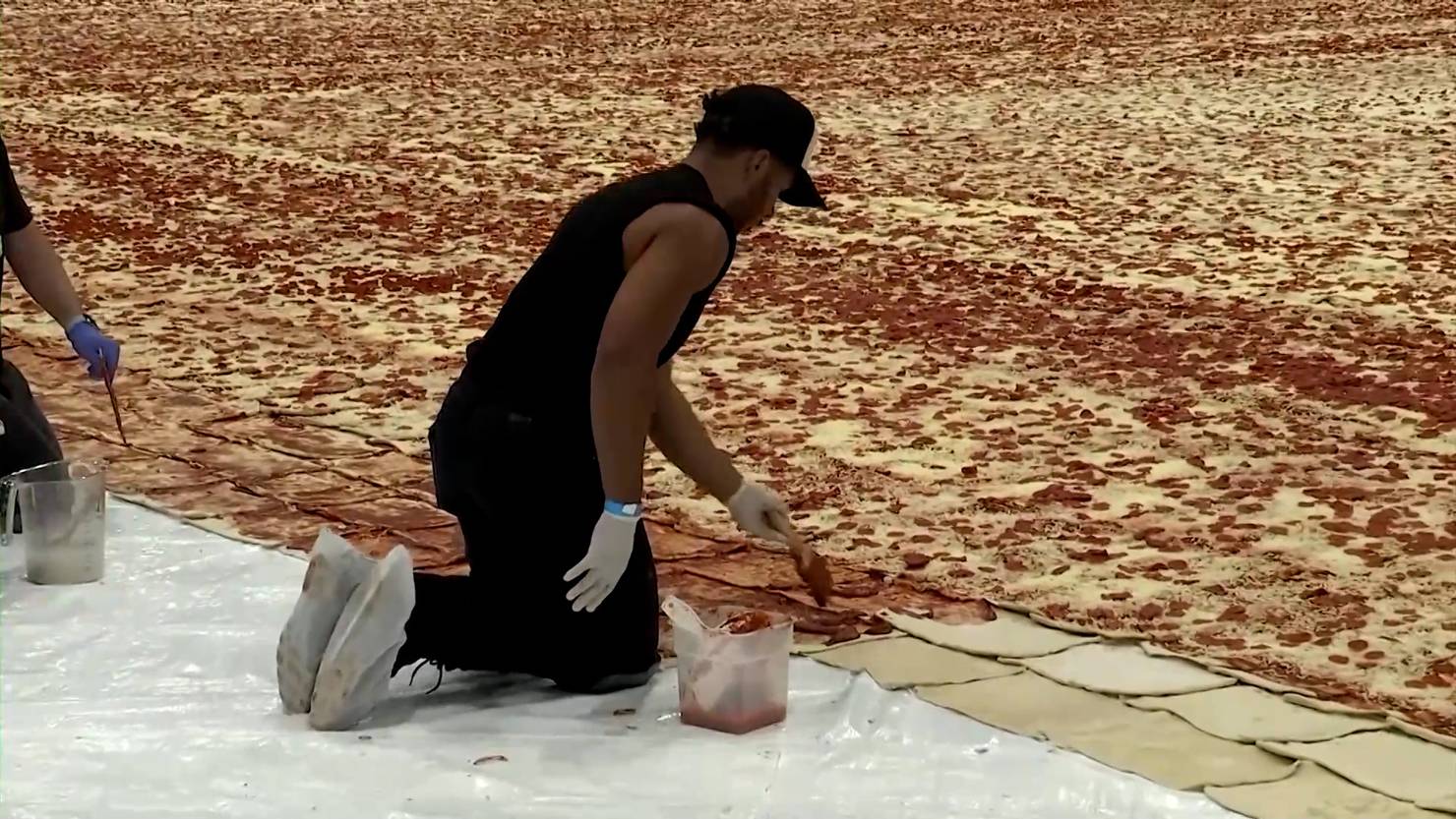 In Los Angeles entsteht die grösste Pizza der Welt FM1Today