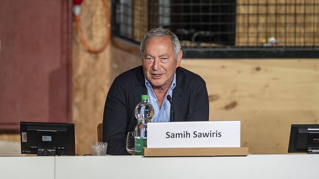 Der ägyptische Investor Samih Sawiris hat einen Minderheitsanteil am traditionsreichen Arosa Kulm Hotel in Graubünden erworben. Auf dem Hotelareal sollen An- und Neubauten entstehen.