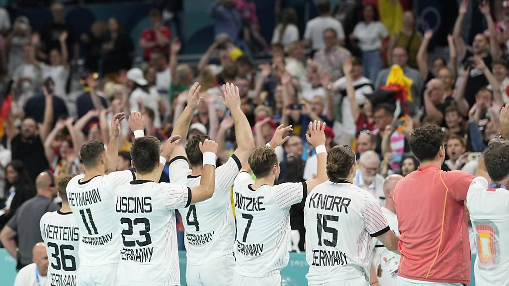 Deutschlands Handballer bejubeln den Finaleinzug