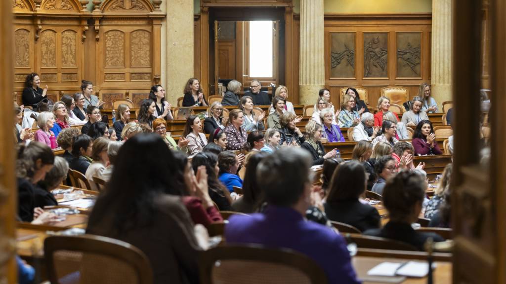 Nationalrat will weniger Redezeit in Debatten über Vorstösse