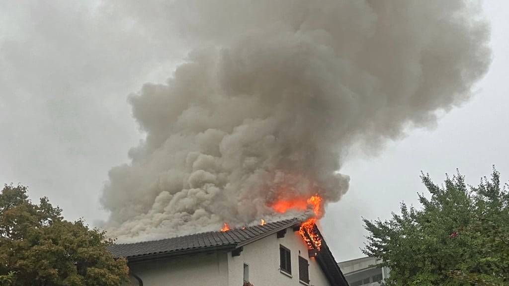 Am Donnerstagabend geriet in der Stadt Luzern ein Wohnhaus in Brand.