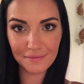 Raza Softic verdient Geld mit Beauty-Themen