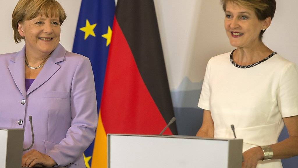 Ein Glanzpunkt in ihrem Jahr als Bundespräsidentin war für Simonetta Sommaruga (rechts) der Besuch der deutschen Bundeskanzlerin Angela Merkel in Bern. (Archivbild)