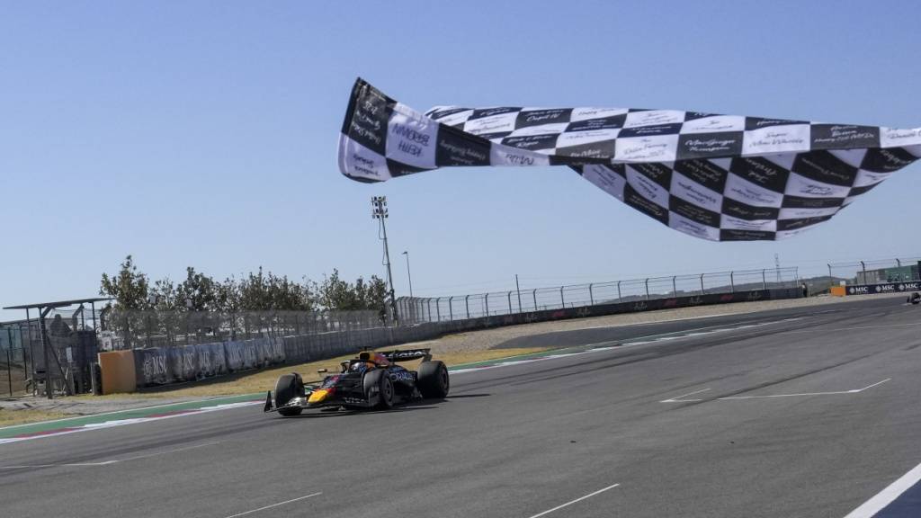 Max Verstappen feiert im GP der USA einen Start-Ziel-Sieg