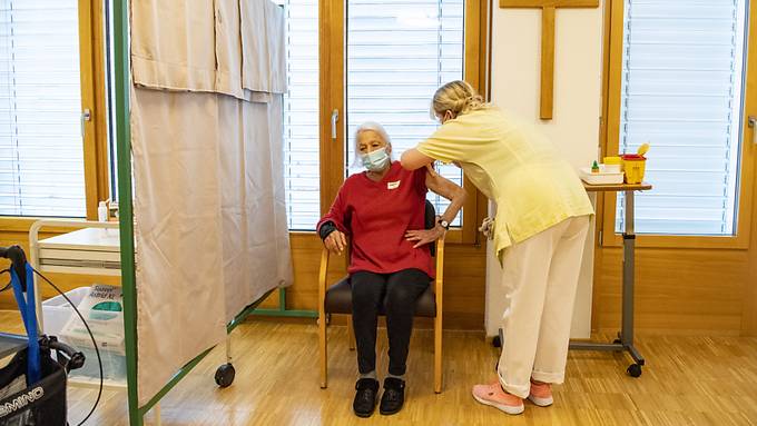 Zentralschweizer Kantone parat für Impfung von über 80-Jährigen