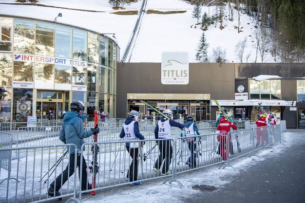 Crown security measures at the Engelberg Titlis Bahnen valley station during the crown pandemic on Friday, December 18, 2020.