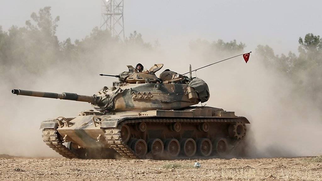 Ein türkischer Panzer nahe der türkisch-syrischen Grenze.