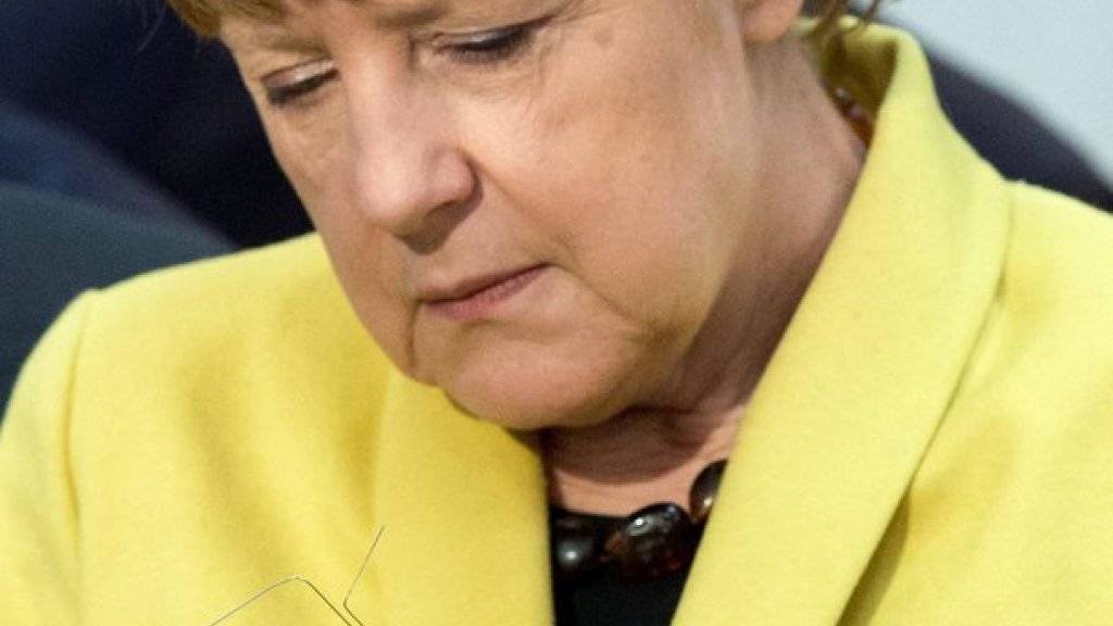 Mehr Jobs in der Industrie dürfte auch Bundeskanzlerin Angela Merkel freuen (Archivbild).