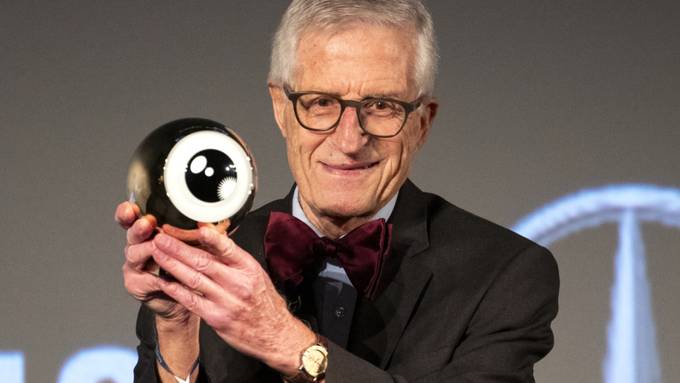 Rolf Lyssy mit Career Achievement Award ausgezeichnet