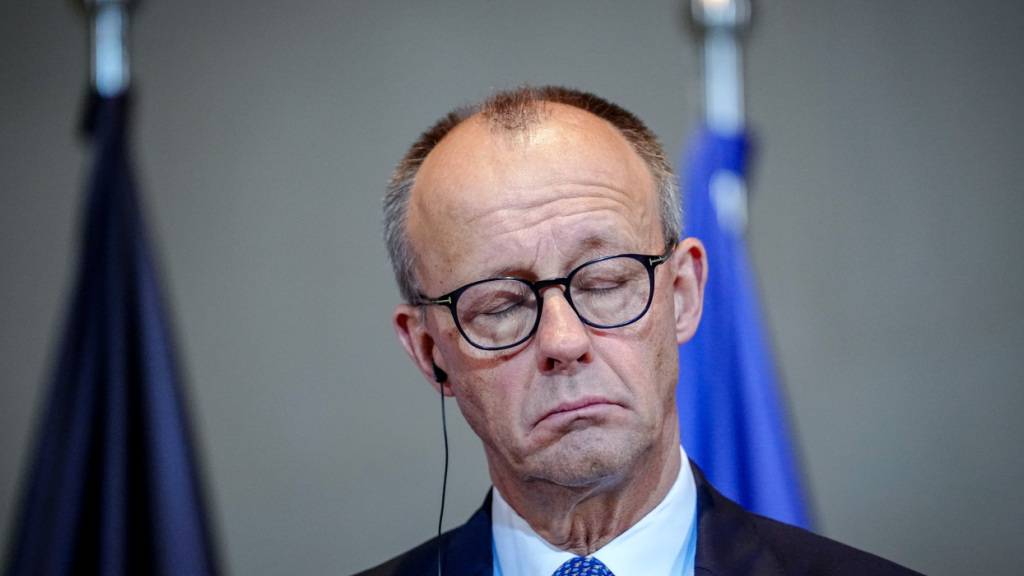 Bundeskanzler Friedrich Merz (CDU) nimmt an einer Pressekonferenz anlässlich der deutsch-polnischen Regierungskonsultationen im Bundeskanzleramt teil. Foto: Kay Nietfeld/dpa