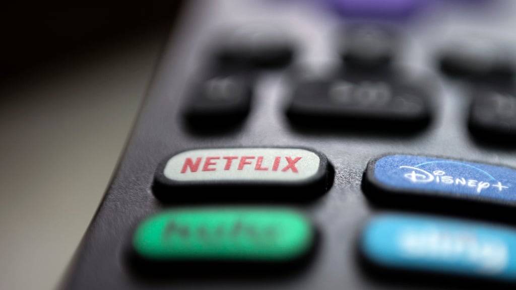 Der US-Streamingdienst Netflix steigt in Frankreich ins TV-Geschäft ein. (Archivbild)