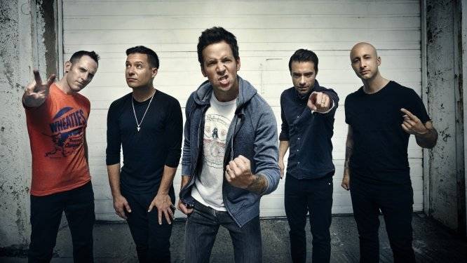 https://www.facebook.com/simpleplan/photos/