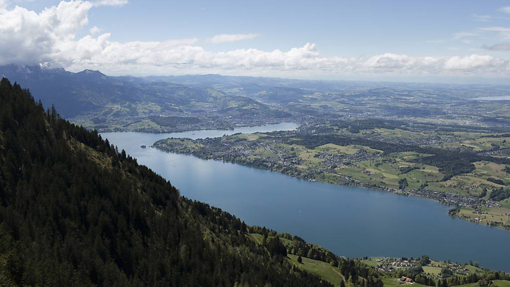 Blick auf das Küssnachterbecken des Vierwaldstättersees. Mit Meggen LU und Küssnacht SZ gehört diese Gegend zu den Top-Wohnlagen der Schweiz. (Archivaufnahme)