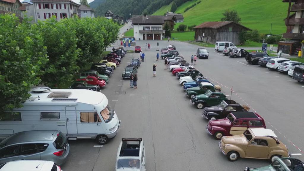 60 Topolinos in Emetten