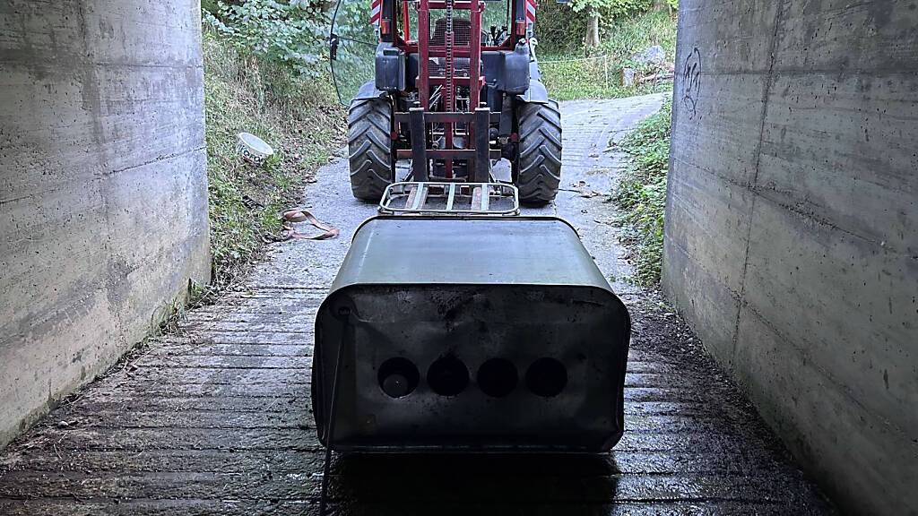 Aus diesem Tank floss das Dieselöl über einen Schacht in die Thur.