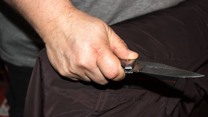 20-Jähriger wurde mit Messer bedroht