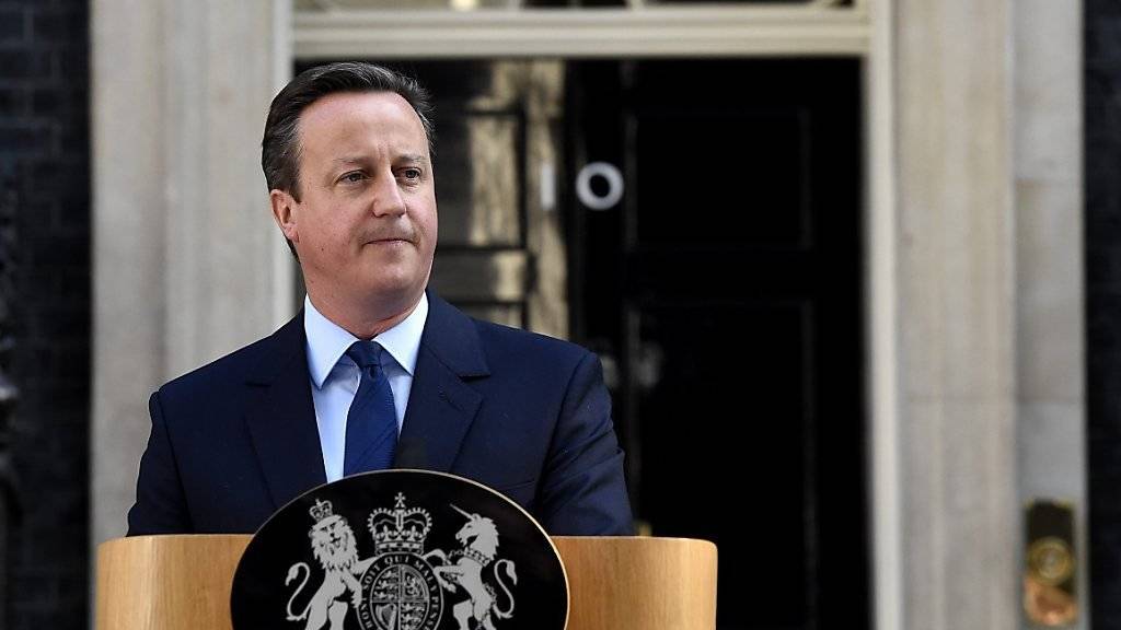 Der Premierminister hat hoch gepokert und sich verspekuliert: Cameron kündigte nach der Referendumsniederlage an, im Oktober von seinem Amt zurückzutreten.