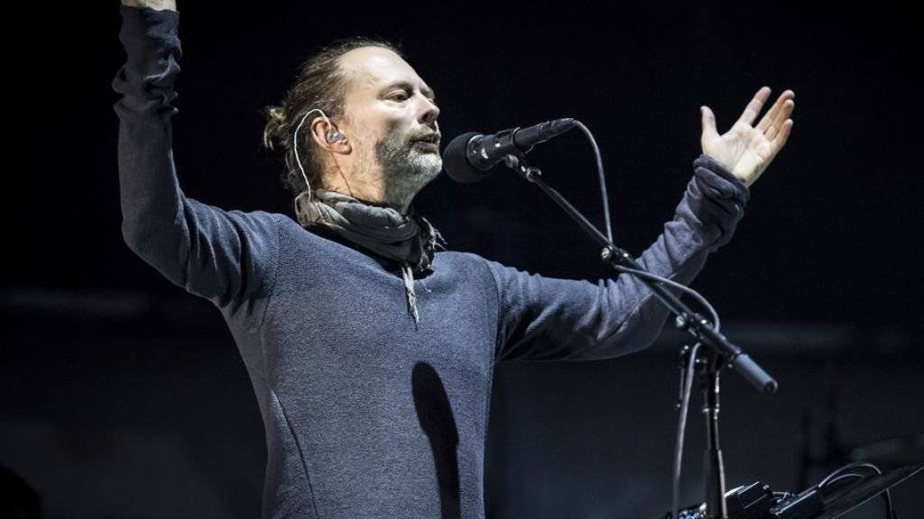 Radiohead - hier Frontmann Thom Yorke letztes Jahr am Openair St. Gallen - wollen Israel nicht aus politischen Gründen boykottieren. In den USA würden sie ja auch auftreten, argumentieren sie, obwohl sie Donald Trump genauso wenig mögen wie Benjamin Netanjahu. (Archivbild)