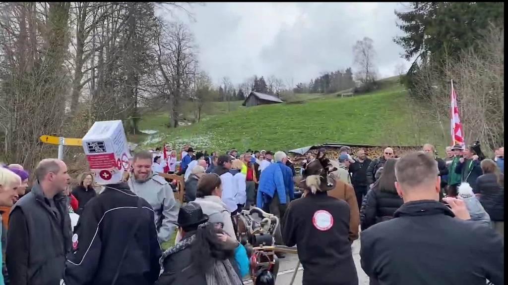 Gommiswald: Protest bei Haus von Gemeindepräsident