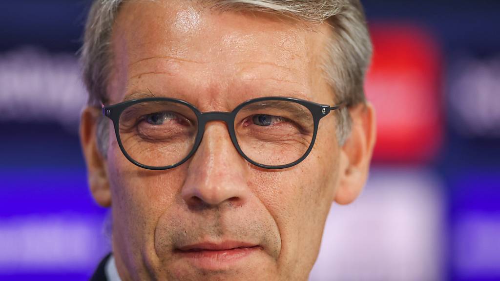 Peter Knäbel räumt im nächsten Sommer bei Schalke seinen Posten als Vorstand