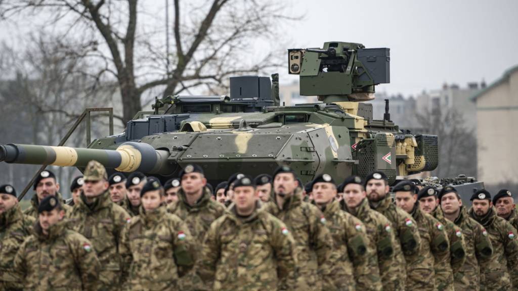 Der unter anderem für den Leopard 2 bekannte Panzerhersteller KNDS strebt einen Börsengang an. (Archivbild)