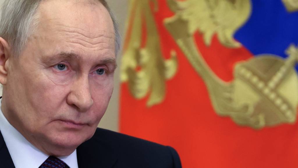 ARCHIV - Der russische Präsident Wladimir Putin. Foto: Alexander Kazakov/Pool Sputnik Kremlin via AP/dpa/Archivbild