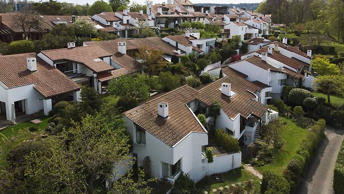 Häuserpreise in der Schweiz steigen im Mai weiter