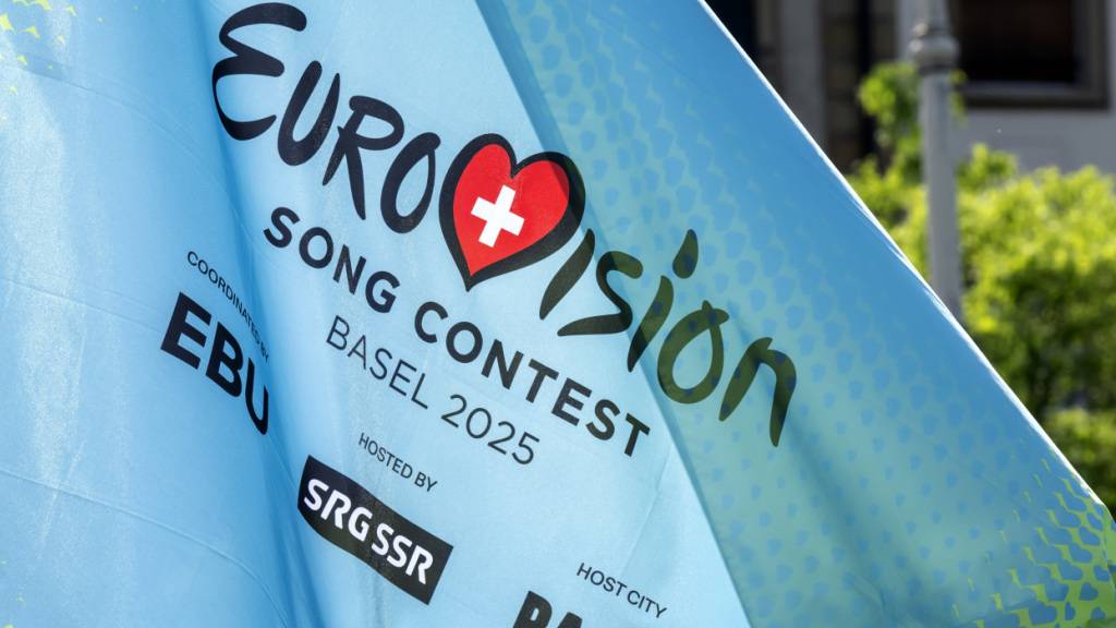 Letztes Jahr fand der Eurovision Song Contest (ESC) in Basel statt. Am diesjährigen ESC in Wien sind nur schwer entflammbare Fahnen erlaubt. Die Fans müssen nebst den Tickets auch Zertifikate vorweisen. (Archivbild)